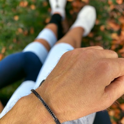 Siyah Zirkon Siyah Dogal Taşlı