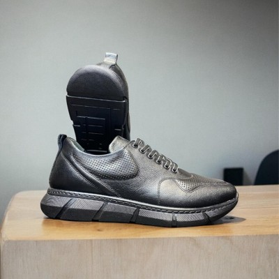 Siyah Ortopedik Tabanlı Sneakers 