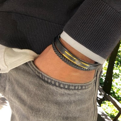 Siyah Deri Çelik Logo Detaylı 