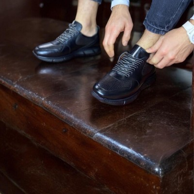 Siyah Ortopedik Tabanlı Sneakers 