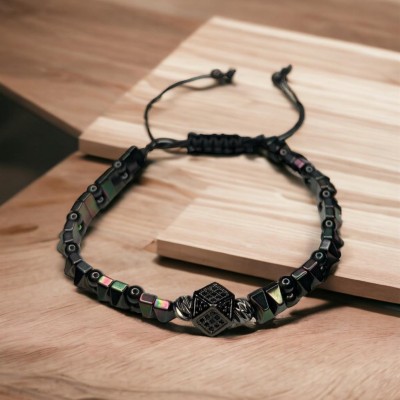 Siyah Doğal Taş Zirkon Detaylar