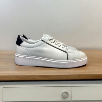 Beyaz Sneakers Siyah Biye Detaylı