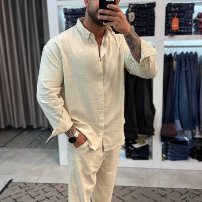 Ketenin En Klas Hali: Bej Oversize Takım